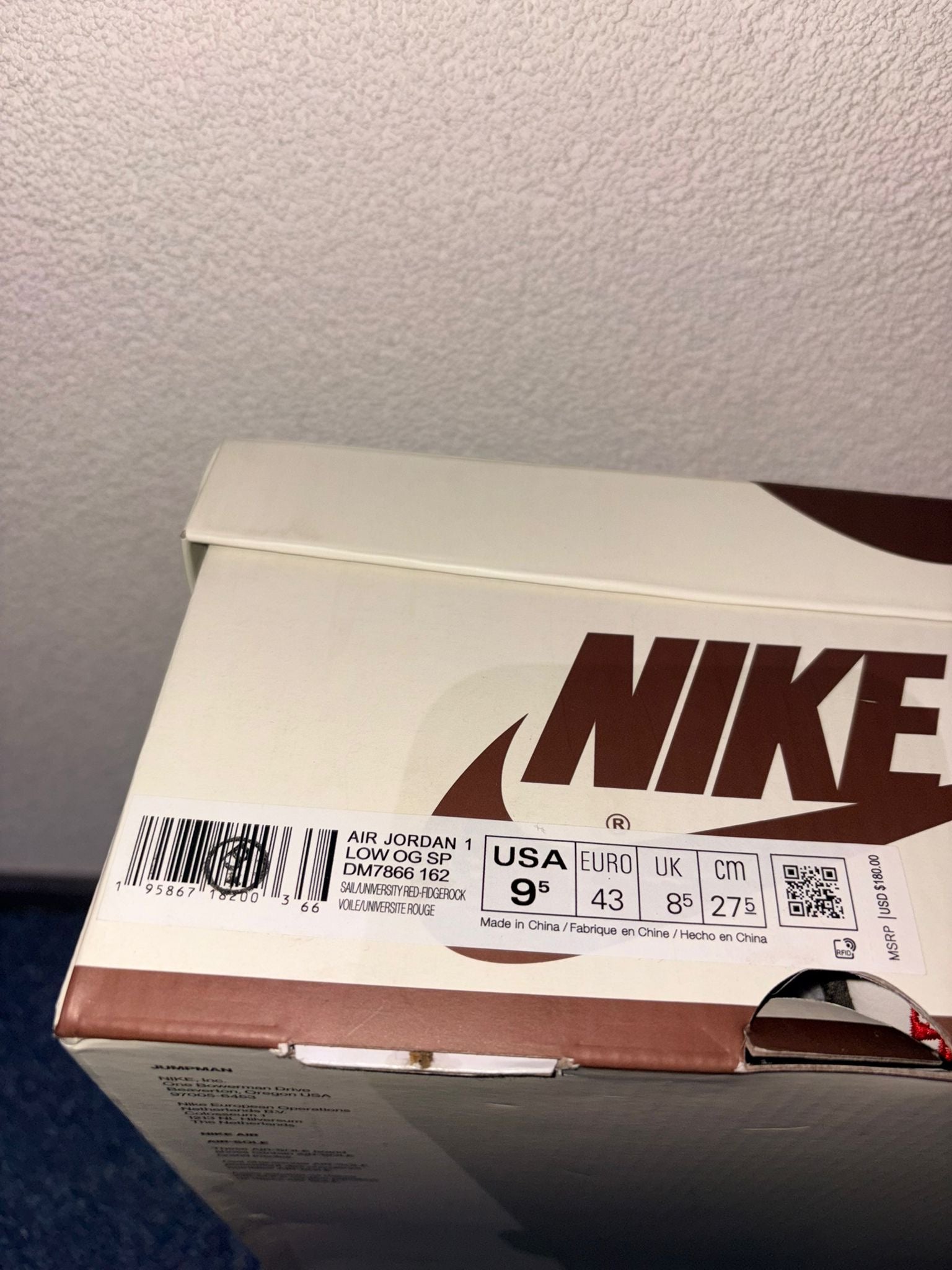 Travis Scott Riverse Mocha